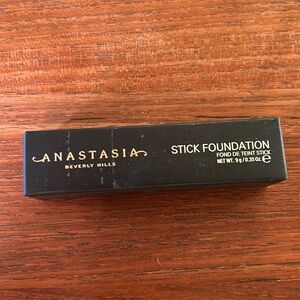Anastasia Stick Foundation Golden